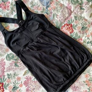 Lululemon black tank top size small 4 or 6